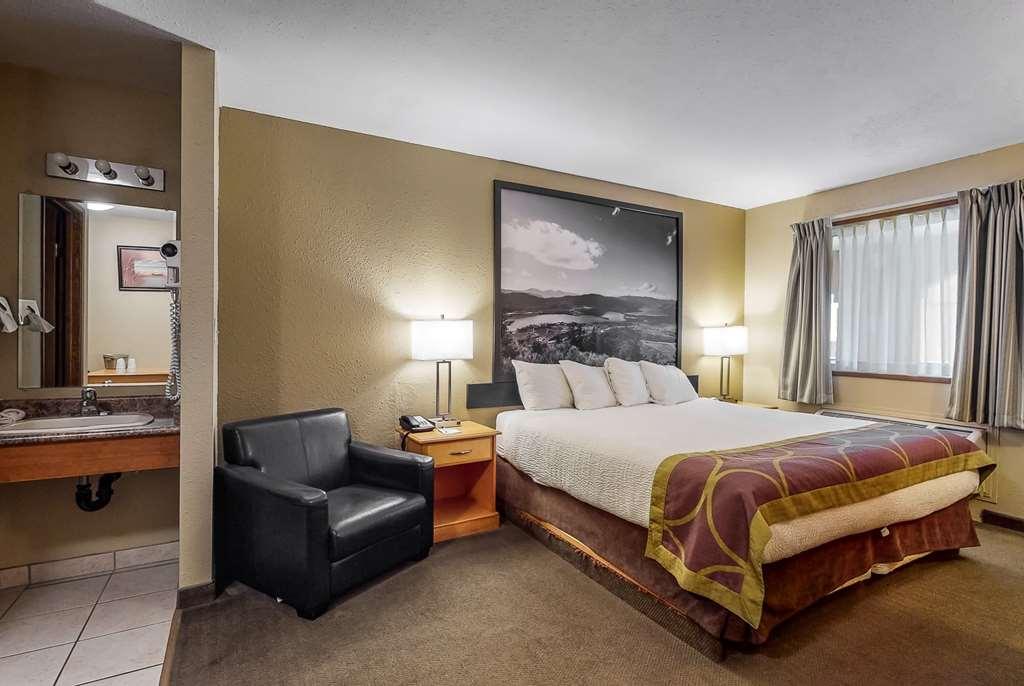 Park Inn By Radisson Osoyoos Room photo