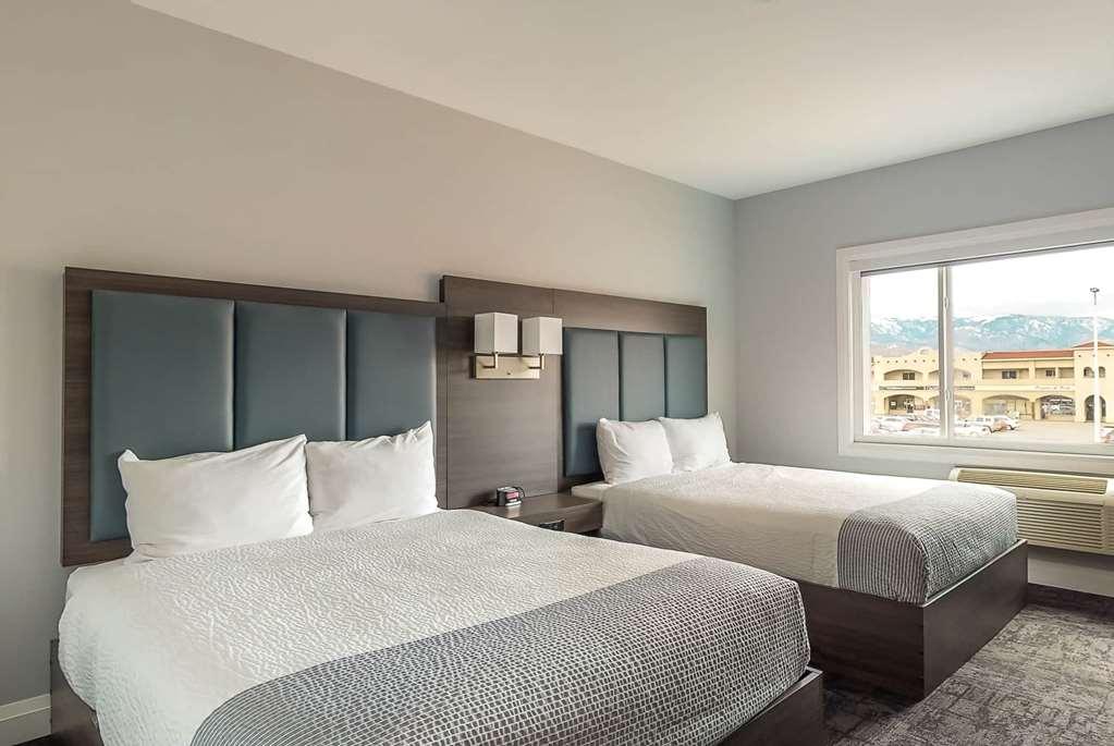 Park Inn By Radisson Osoyoos Room photo